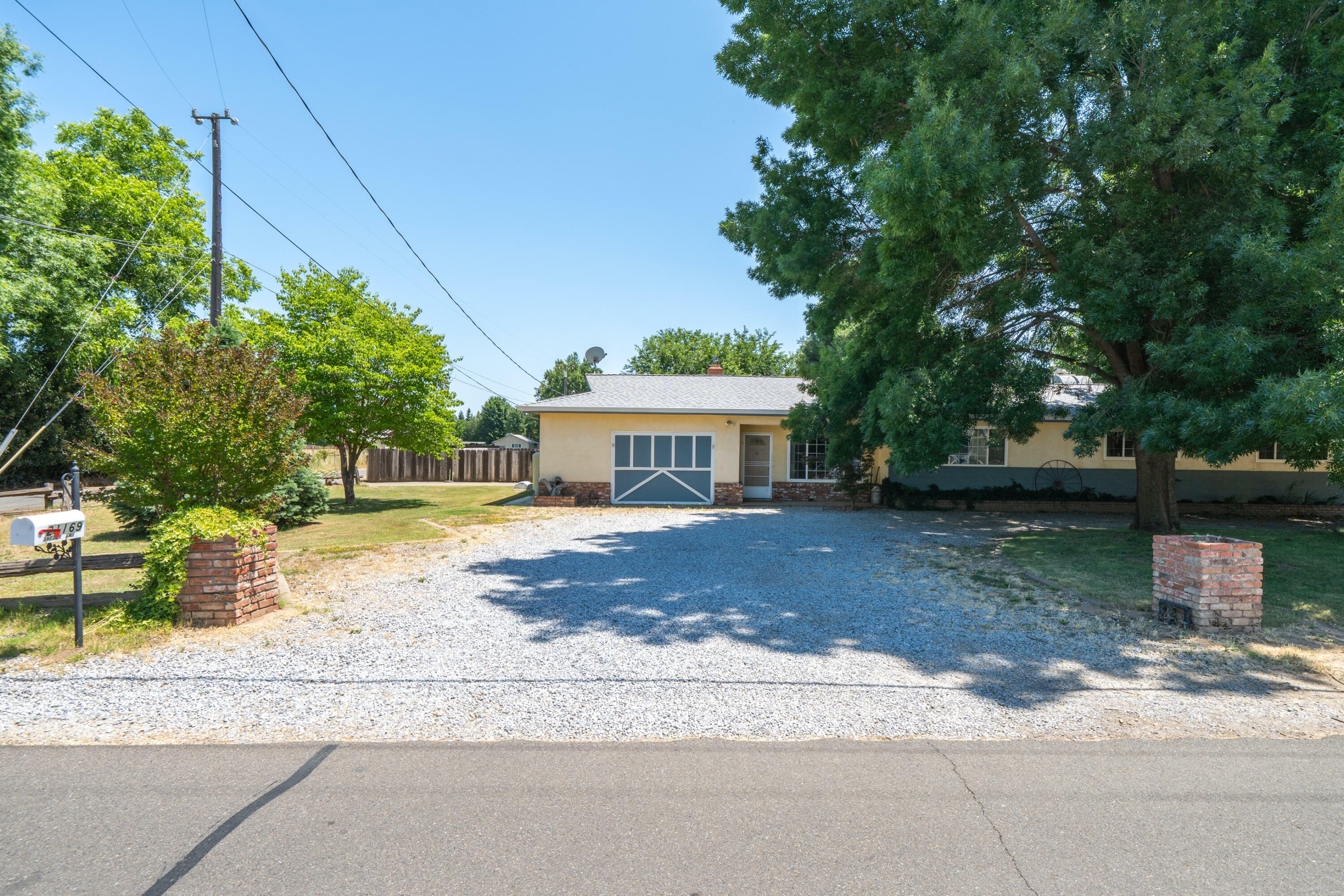 Property Photo: 21169 Shelly Lane CA 96007