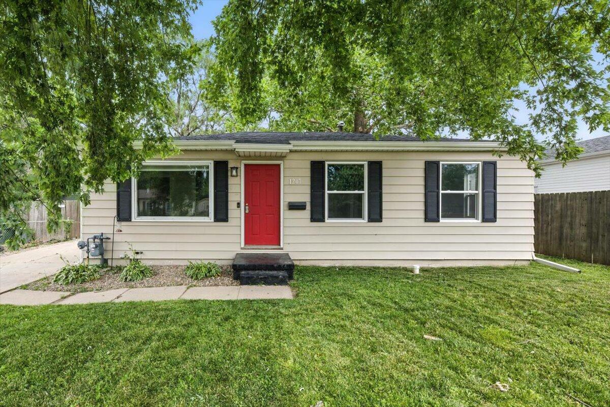 Property Photo: 1207 Westside Drive IA 51501