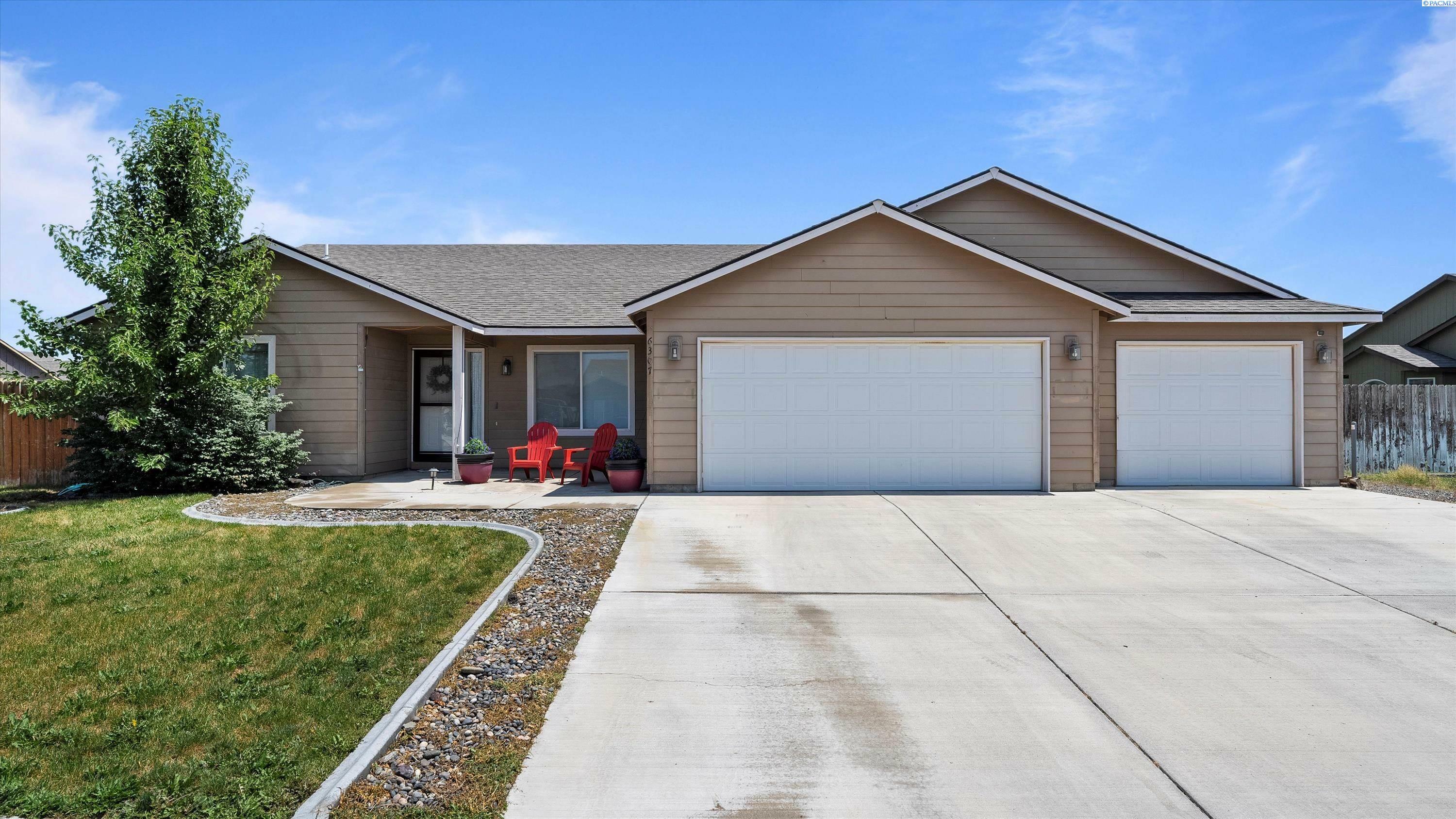 6307 Wildcat Lane  Pasco WA 99301-5638 photo