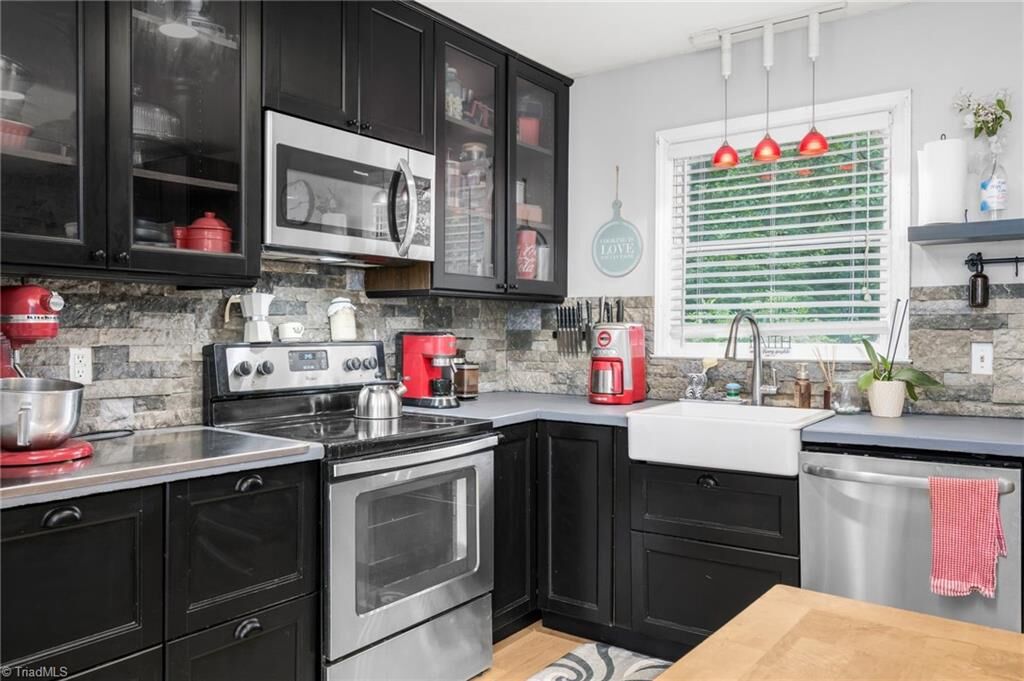 Property Photo:  5321 Crown Point Drive  NC 27050 