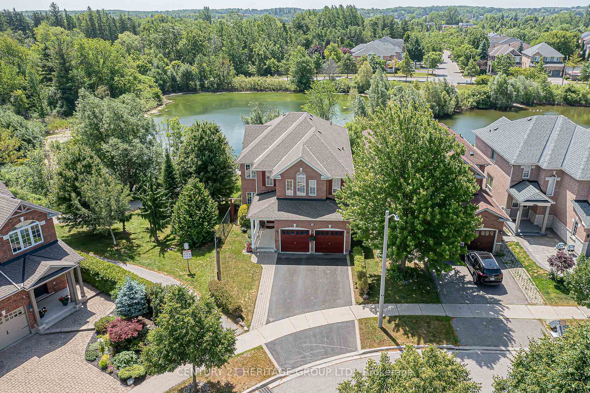 Photo de la propriété: 49 Pagoda Drive ON L4E 4N5