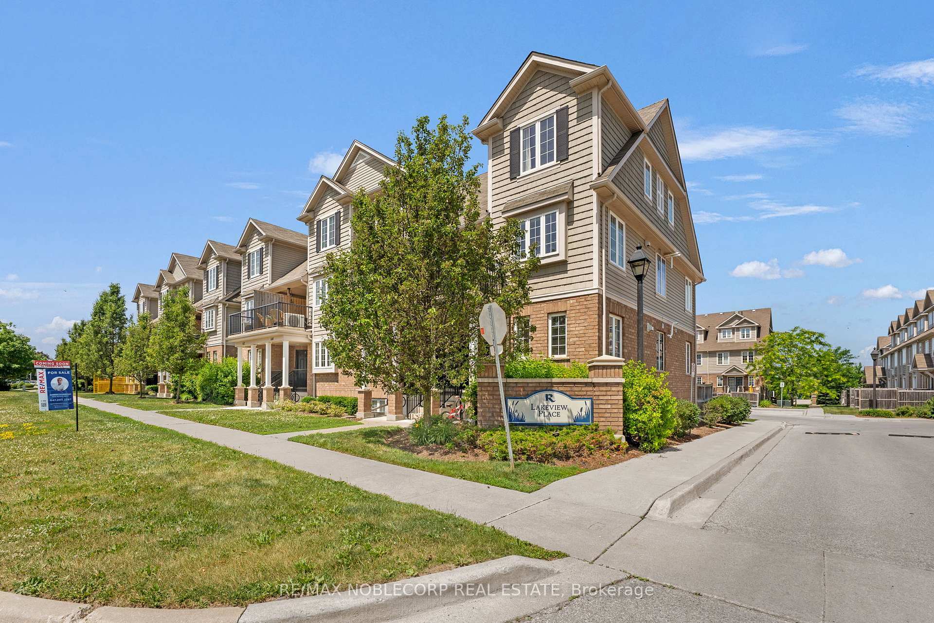 Property Photo: 616 Woodlawn Road E B ON N1E 0K4