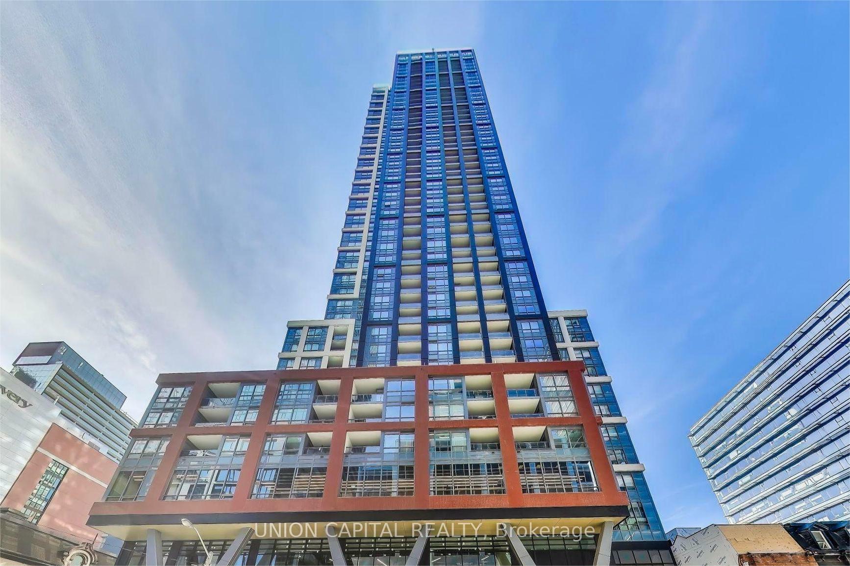 Property Photo: 108 Peter Street 1511 ON M5V 0W2