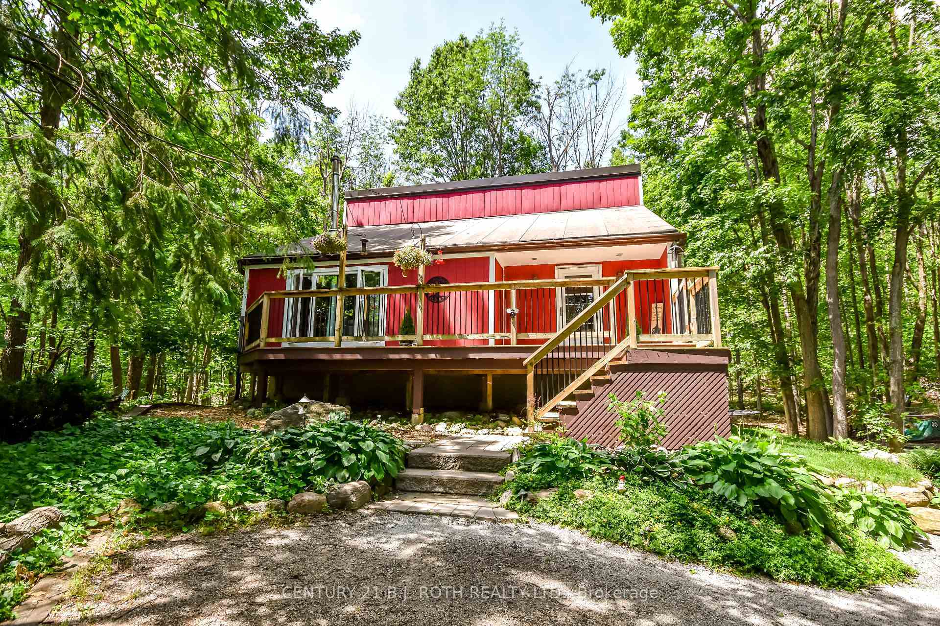 Property Photo: 41 Huronwoods Drive ON L0K 1E0