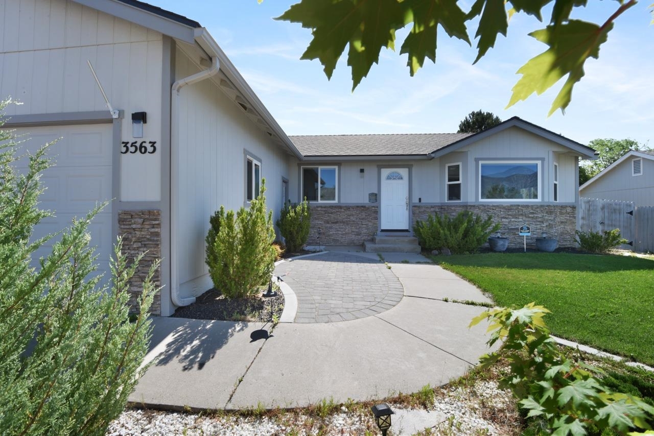 Property Photo: 3563 Loam Lane NV 89705