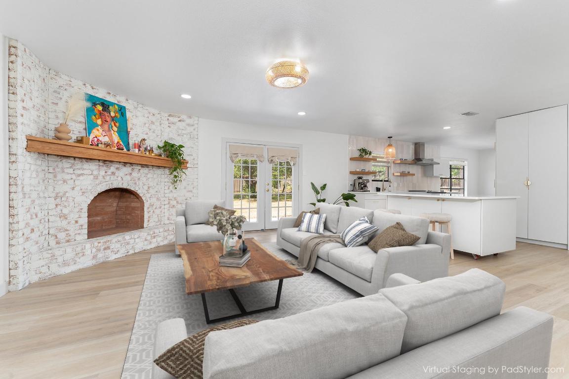1001 E Applegate Drive  Austin TX 78753 photo