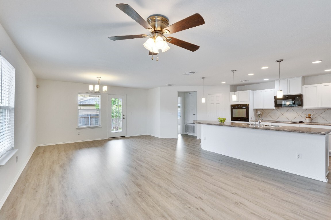 Property Photo: 120 Jasmine Cove TX 78640