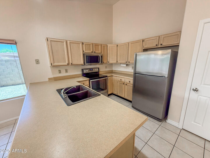 Property Photo: 4332 E Stanford Avenue AZ 85234