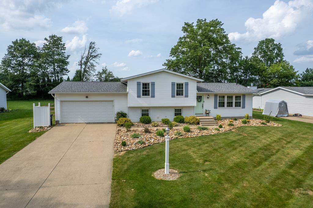 1114 Foxmoor Lane  Ashland OH 44805 photo