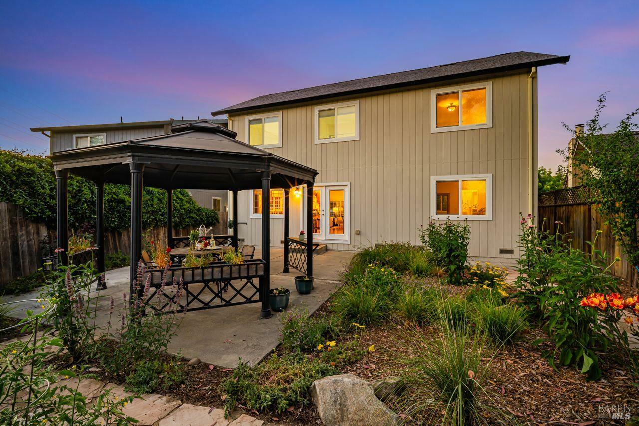 Property Photo: 435 Manka Circle CA 95403
