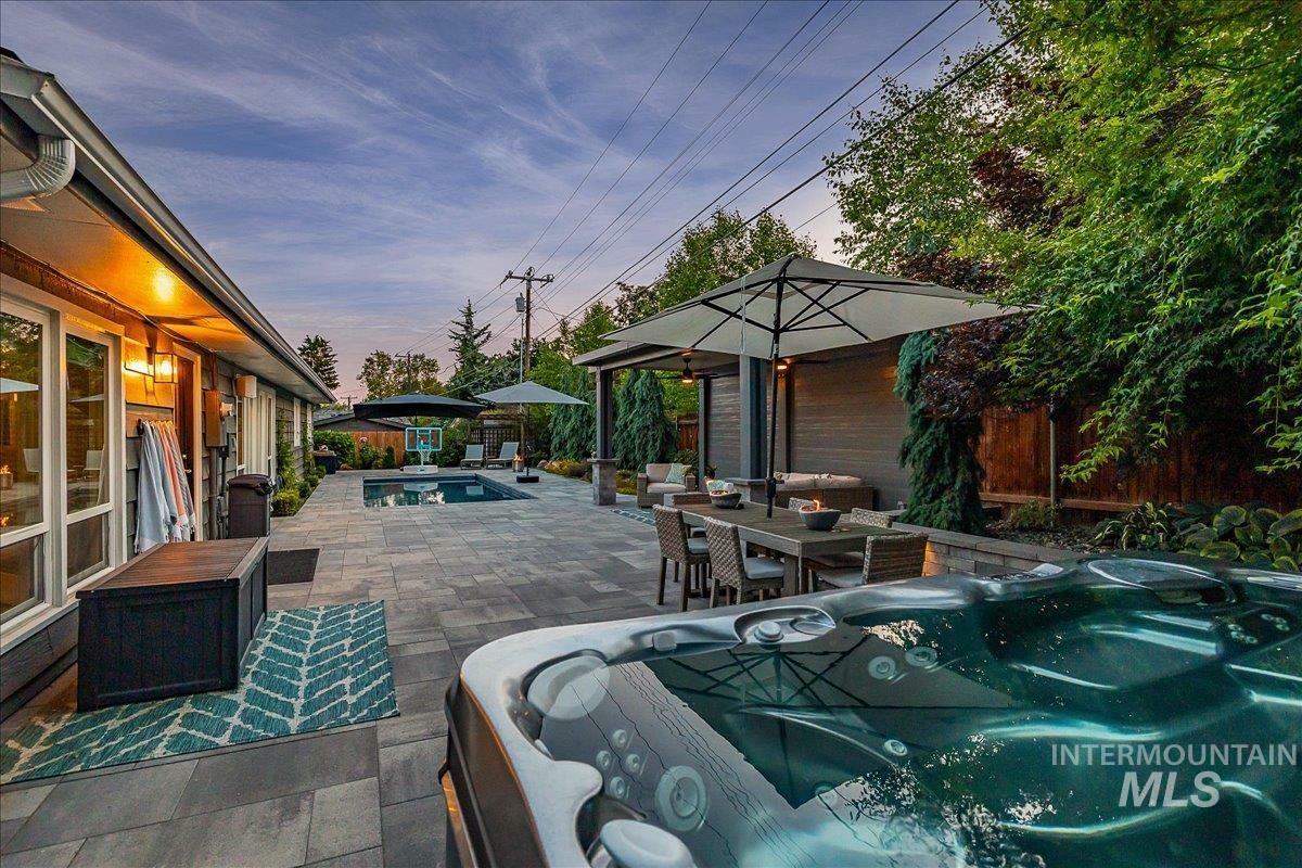 Property Photo: 3011 N Crane Creek Rd ID 83702
