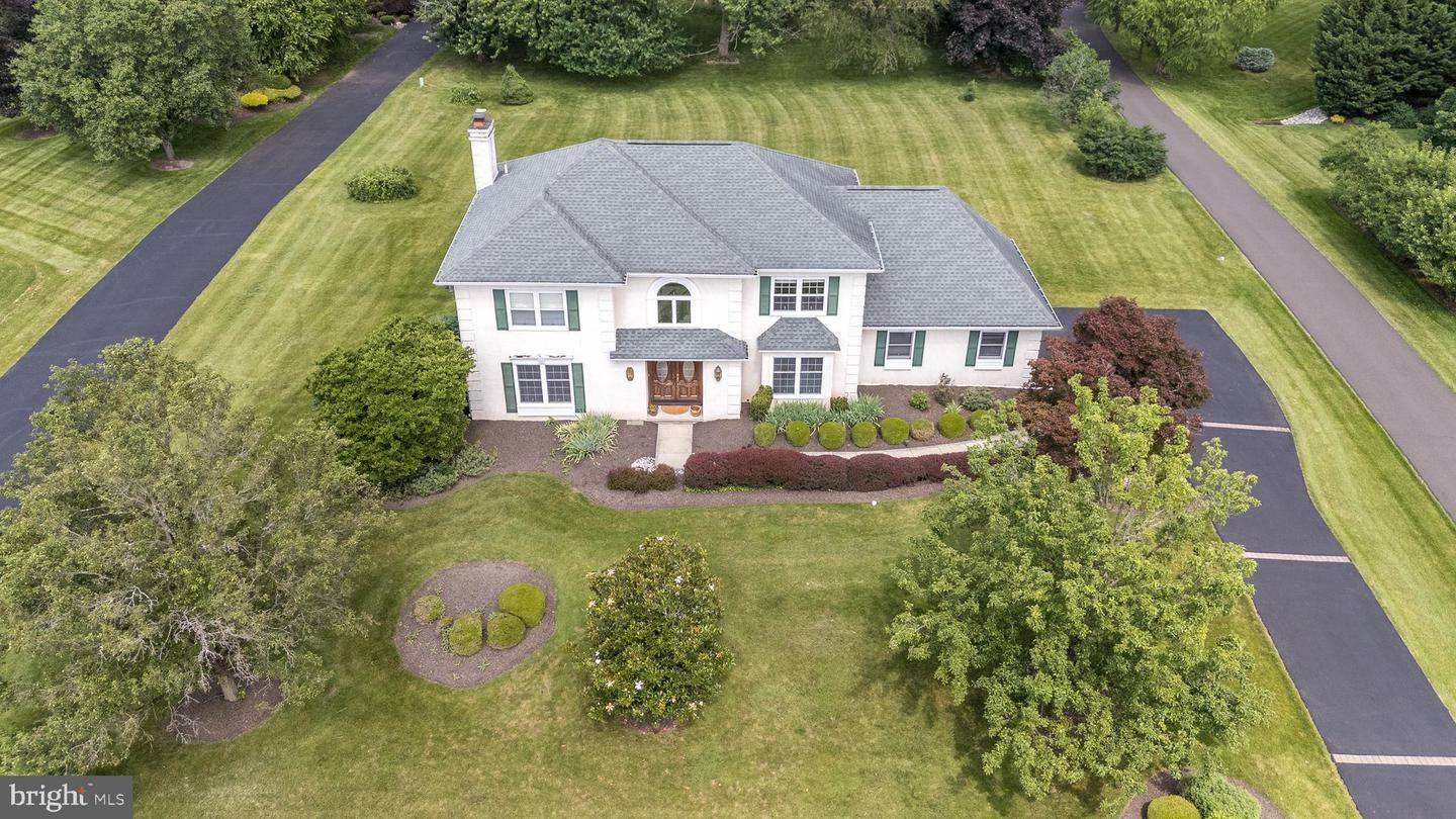14 Winslow Way  Dresher PA 19025 photo