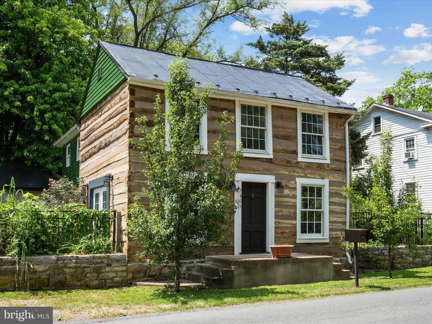 Property Photo: 7405 Queen Street WV 25430
