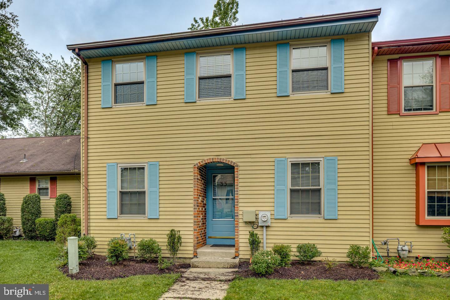 Property Photo:  33 Blackhawk Court  NJ 08055 