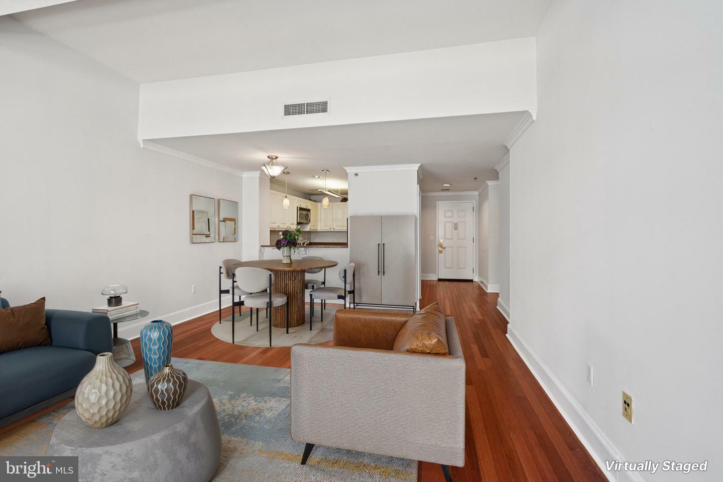 Property Photo: 1500 Chestnut Street 8C PA 19102