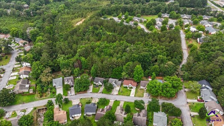 Property Photo: 301 Millside Drive GA 31088