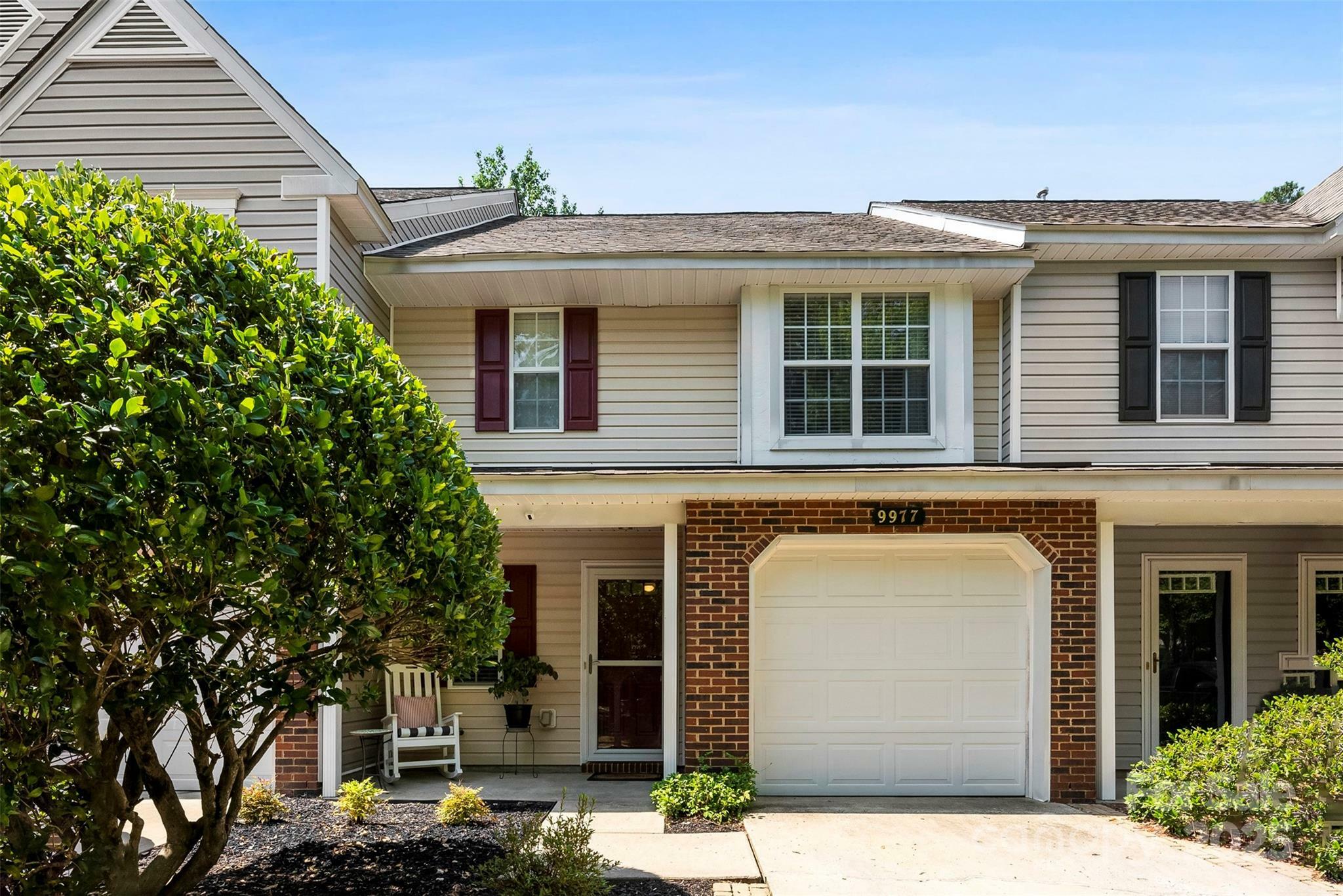 Property Photo: 9977 Reindeer Way Lane NC 28216
