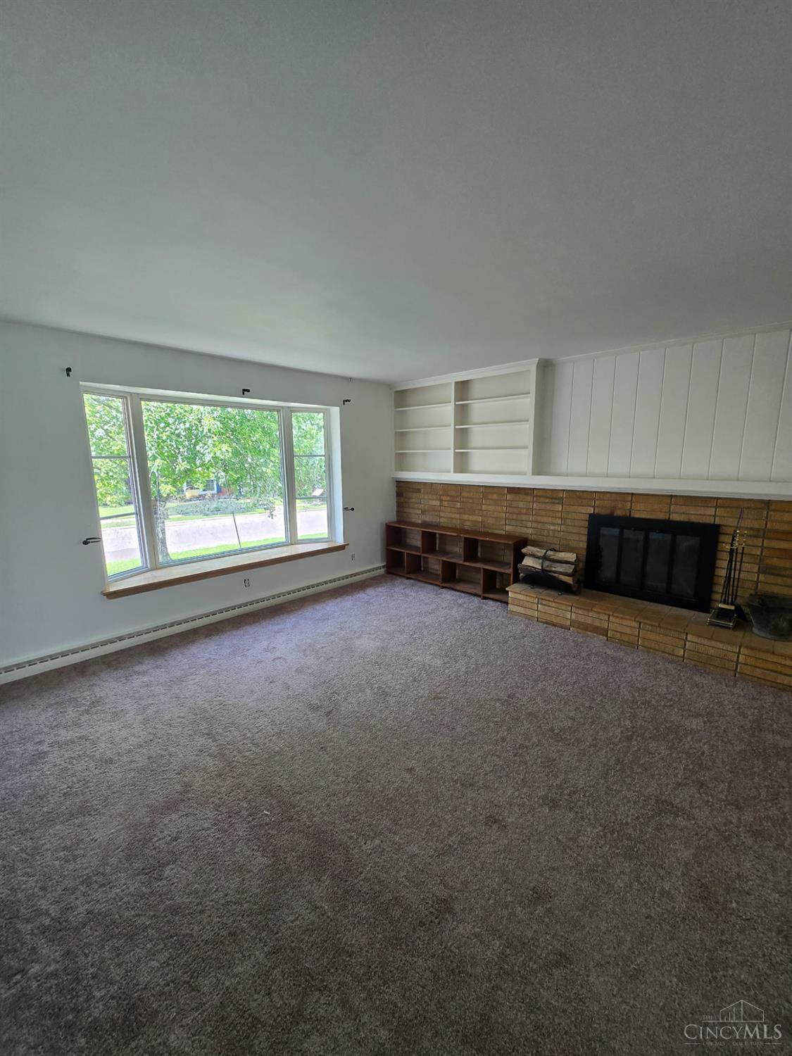 Property Photo:  1095 Susan Drive  OH 45013 