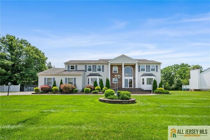 2 Silver Hollow Road  North Brunswick NJ 08902 photo