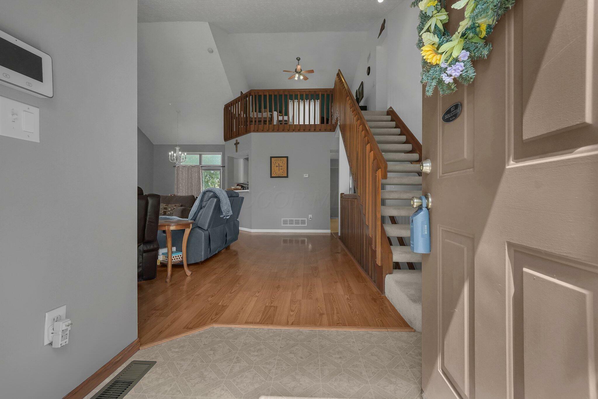 Property Photo:  1691 Cloverdale Drive  OH 43130 
