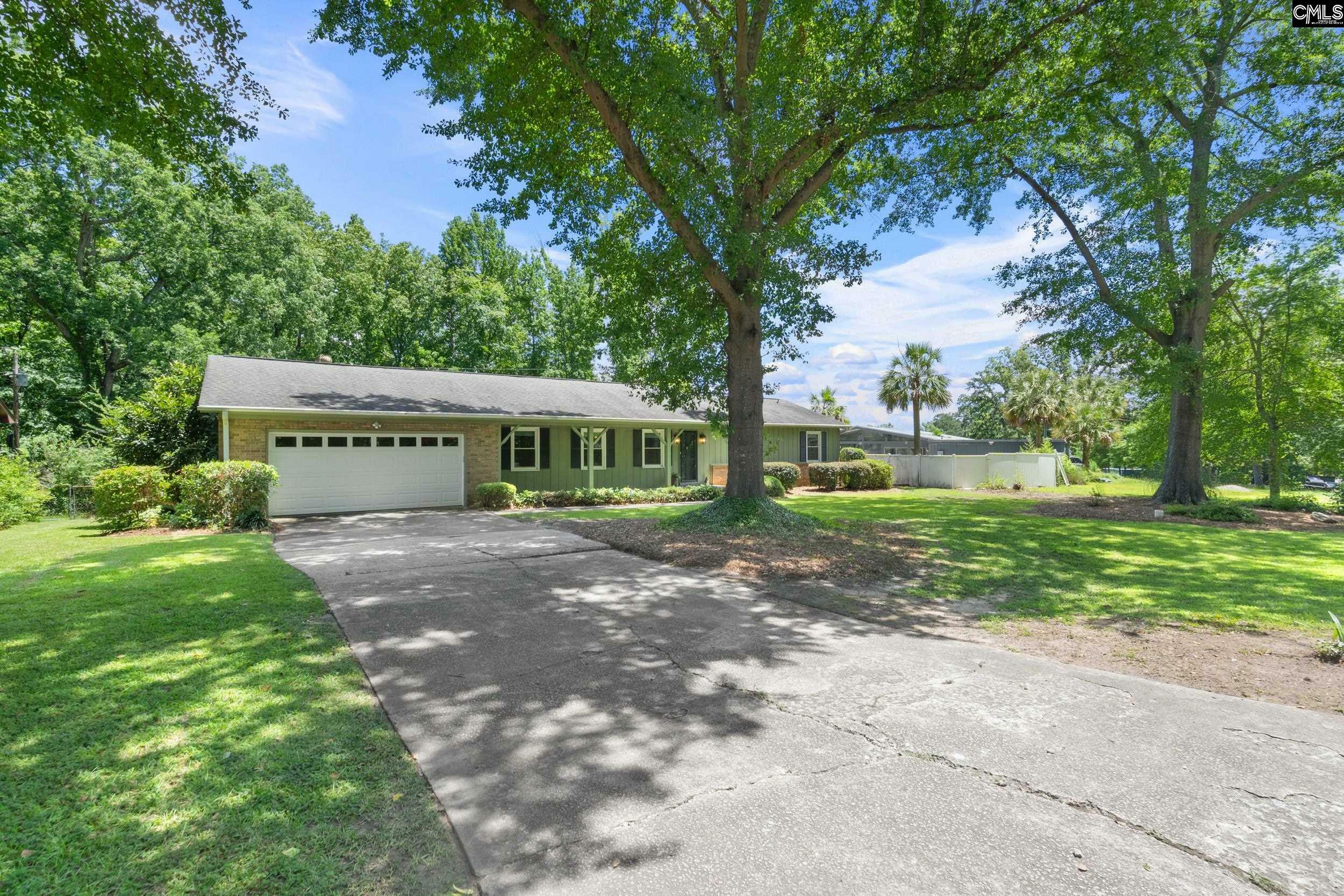 Property Photo: 501 Lyndhurst SC 29212-3115