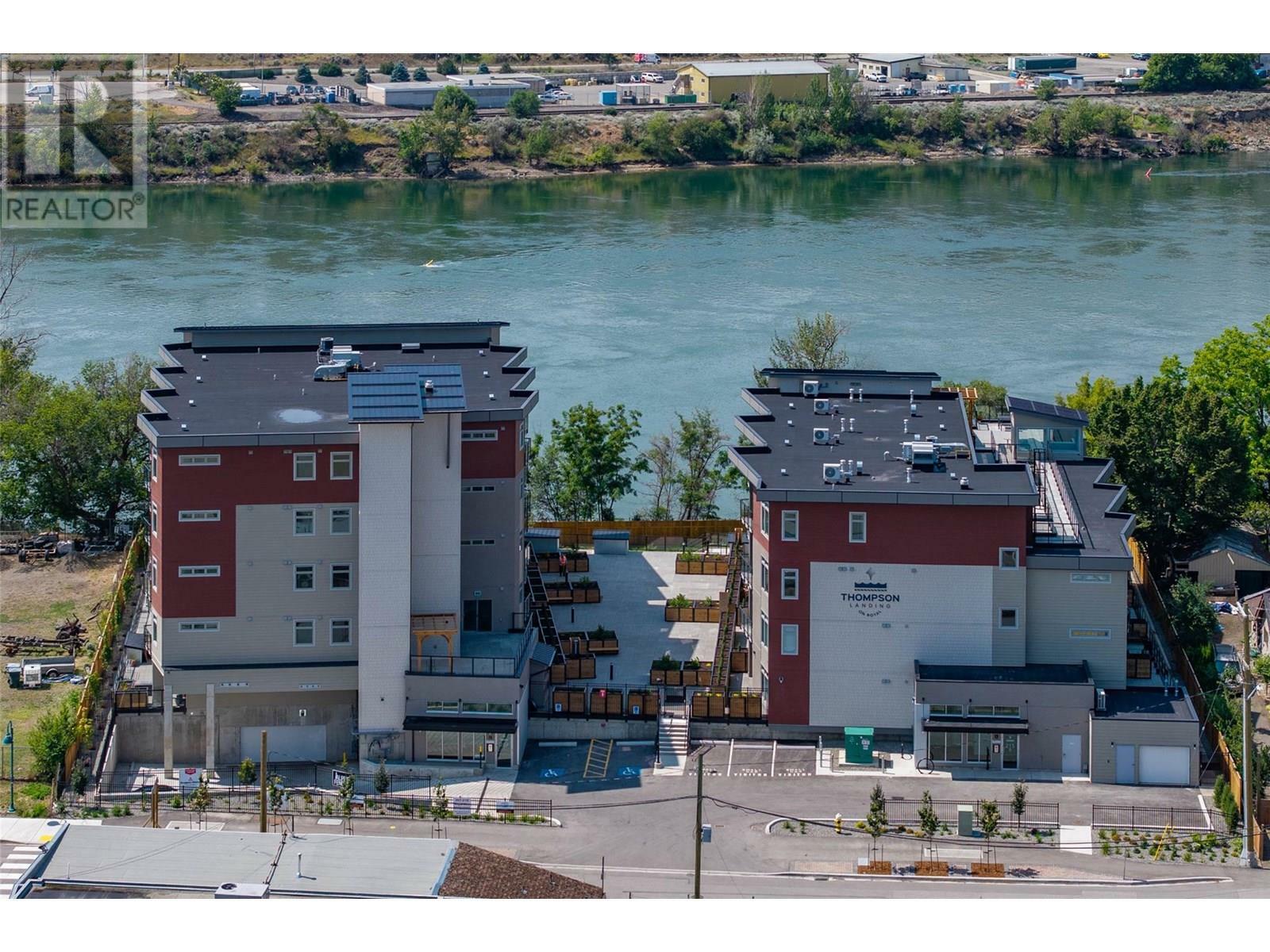 Photo de la propriété: 207 Royal Avenue 507 BC V2H 1T7
