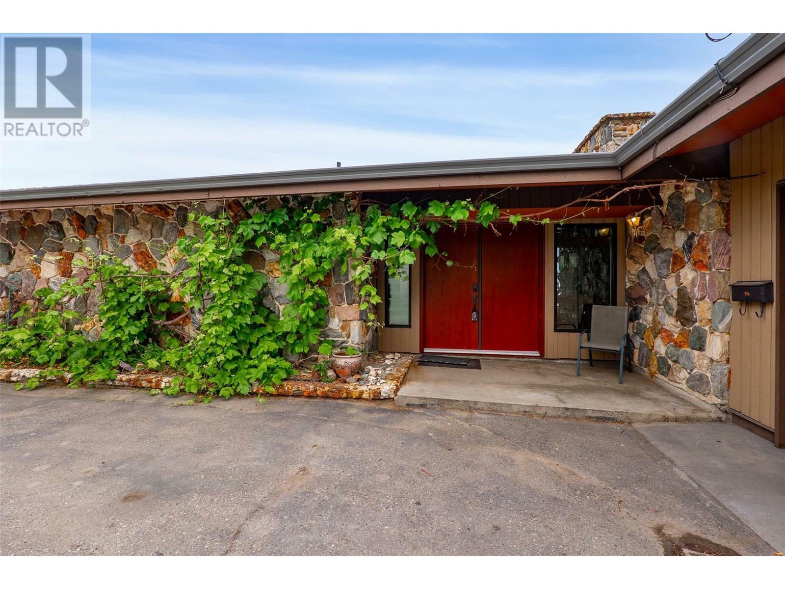 Photo de la propriété: 514 Strathcona Terrace BC V2C 1B9