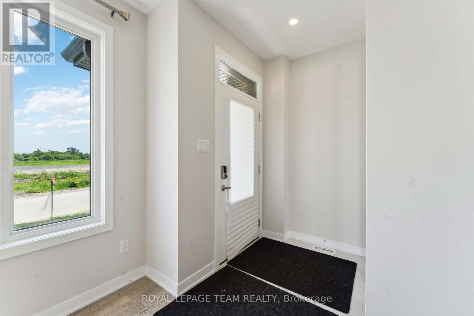 Property Photo: 394 Peninsula Road ON K2J 7M5