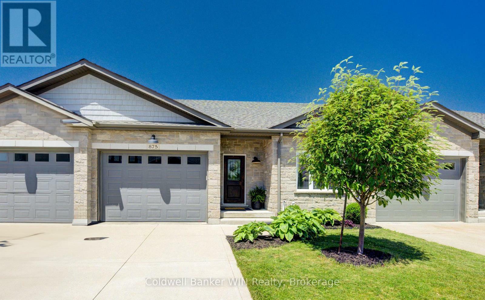 Photo de la propriété: 875 Baker Avenue South ON N4W 3V7