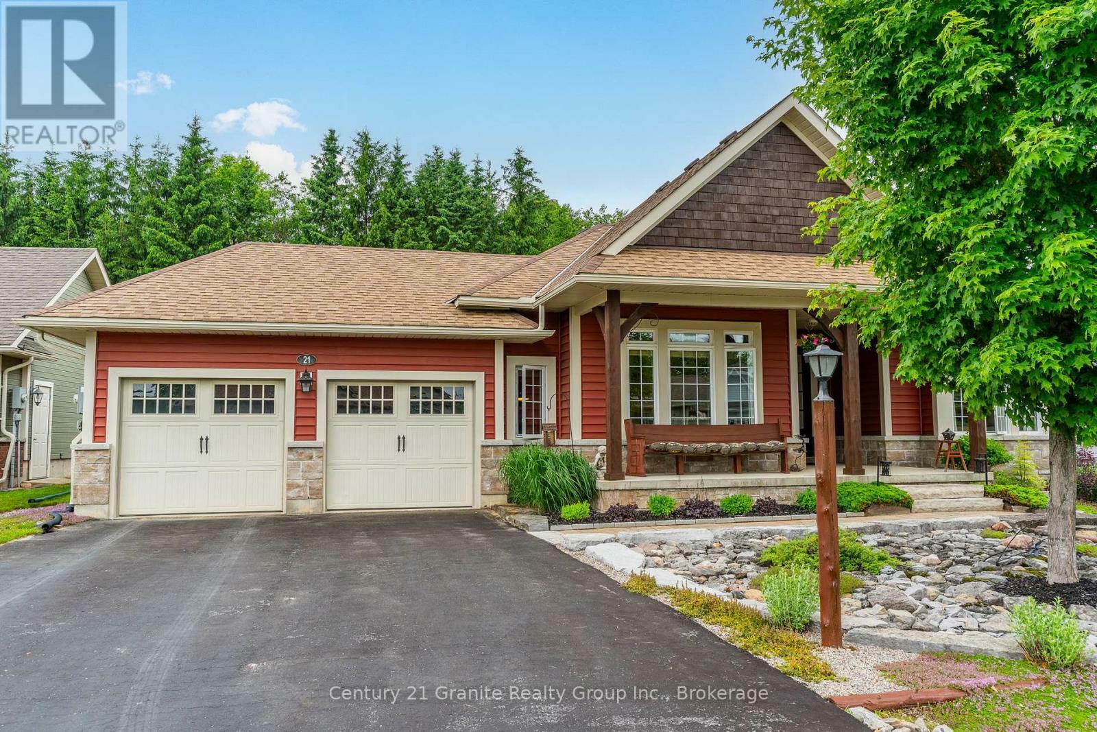 Property Photo: 21 Windover Drive ON K0M 2K0