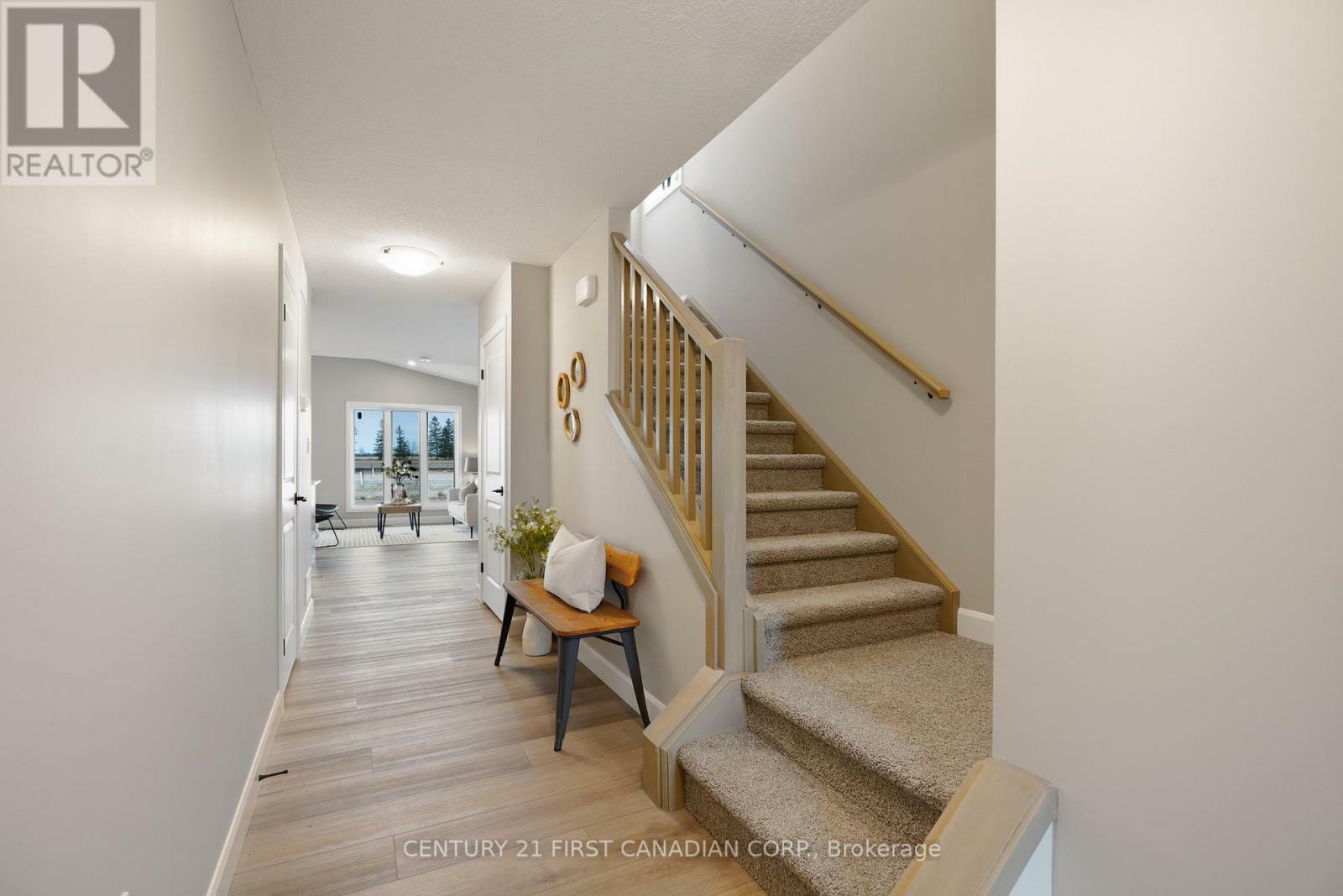 Photo de la propriété: 668 Ketter Way ON N0N 1T0