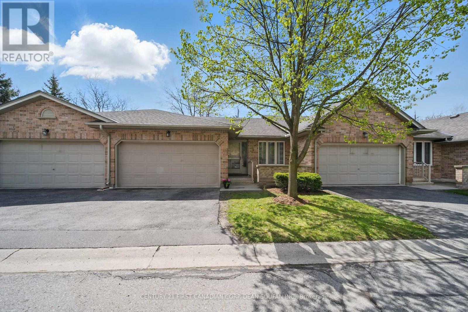 Photo de la propriété: 1241 Beaverbrook Avenue 5 ON N6H 5P1