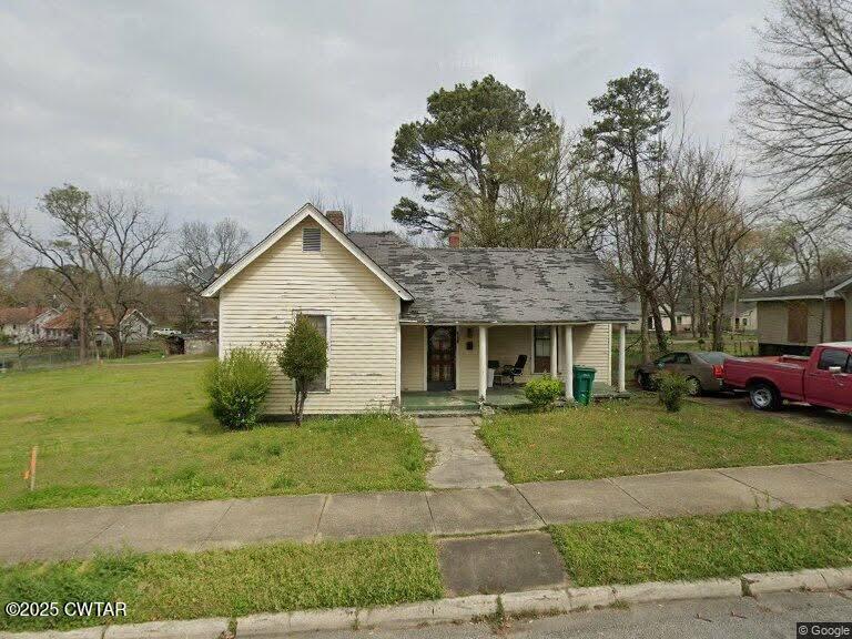 231 Jackson Street  Jackson TN 38301 photo