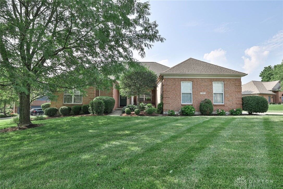 Property Photo:  595 Heatherwoode Circle  OH 45066 