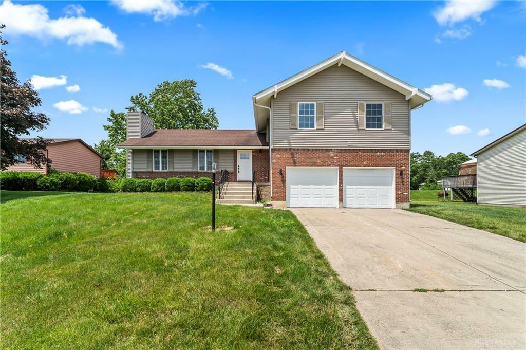 Property Photo: 4071 Laguna Road OH 45426