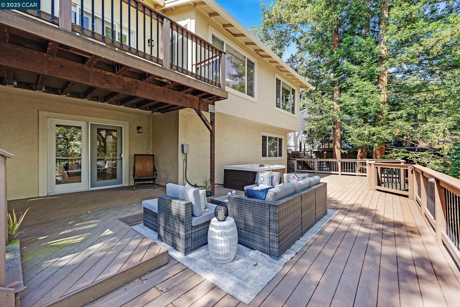 Property Photo:  14 Saint Louis Ln  CA 94523 