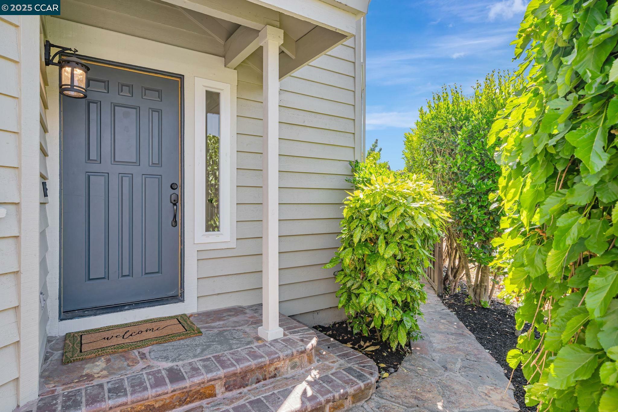 Property Photo: 2475 Canyon Lakes Dr CA 94582