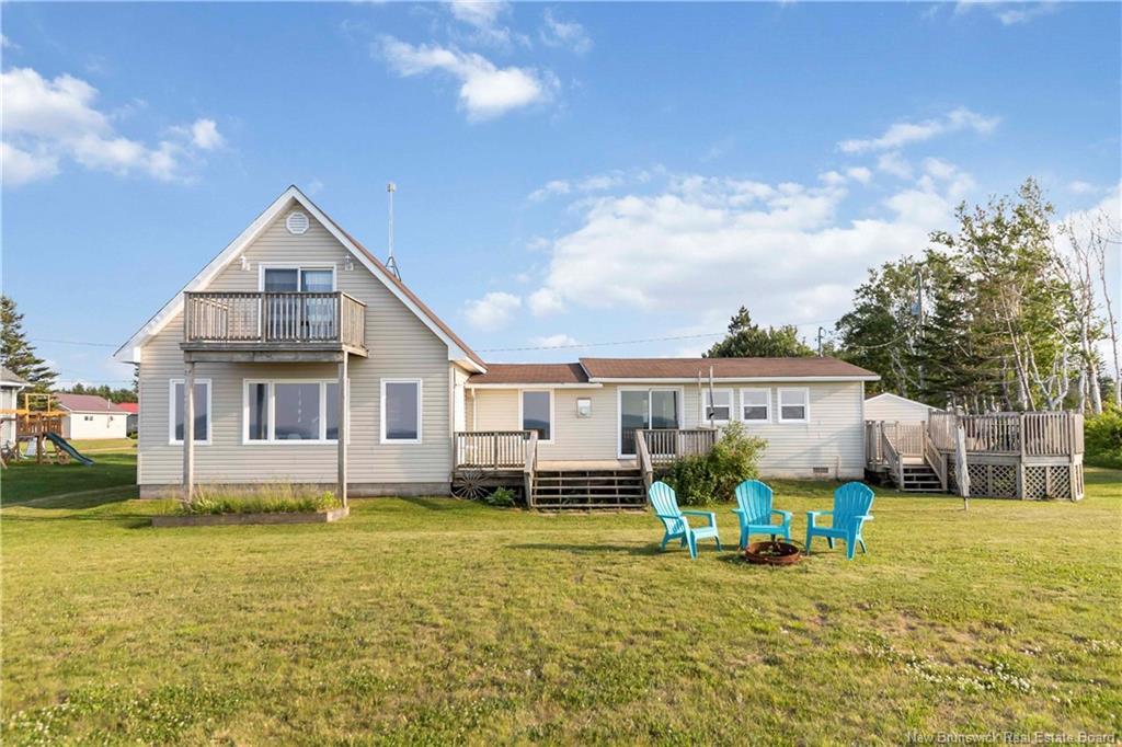 Property Photo: 9 Mockingbird Avenue NB E4M 2N4