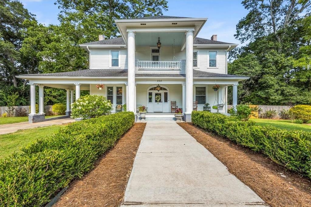 Property Photo:  205 Cobb Street  GA 30268 