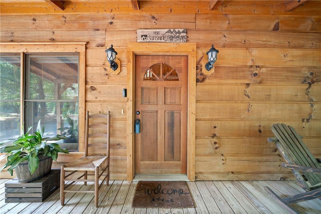 Property Photo: 922 Jones Mill Road GA 30120