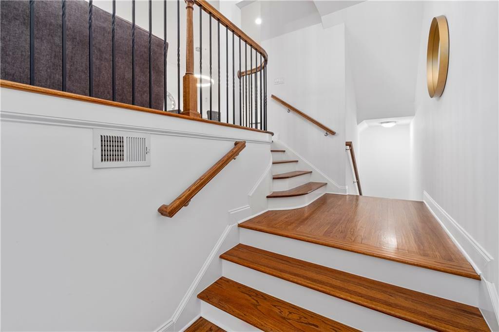 Property Photo:  4089 Thorndale Lane 13  GA 30080 