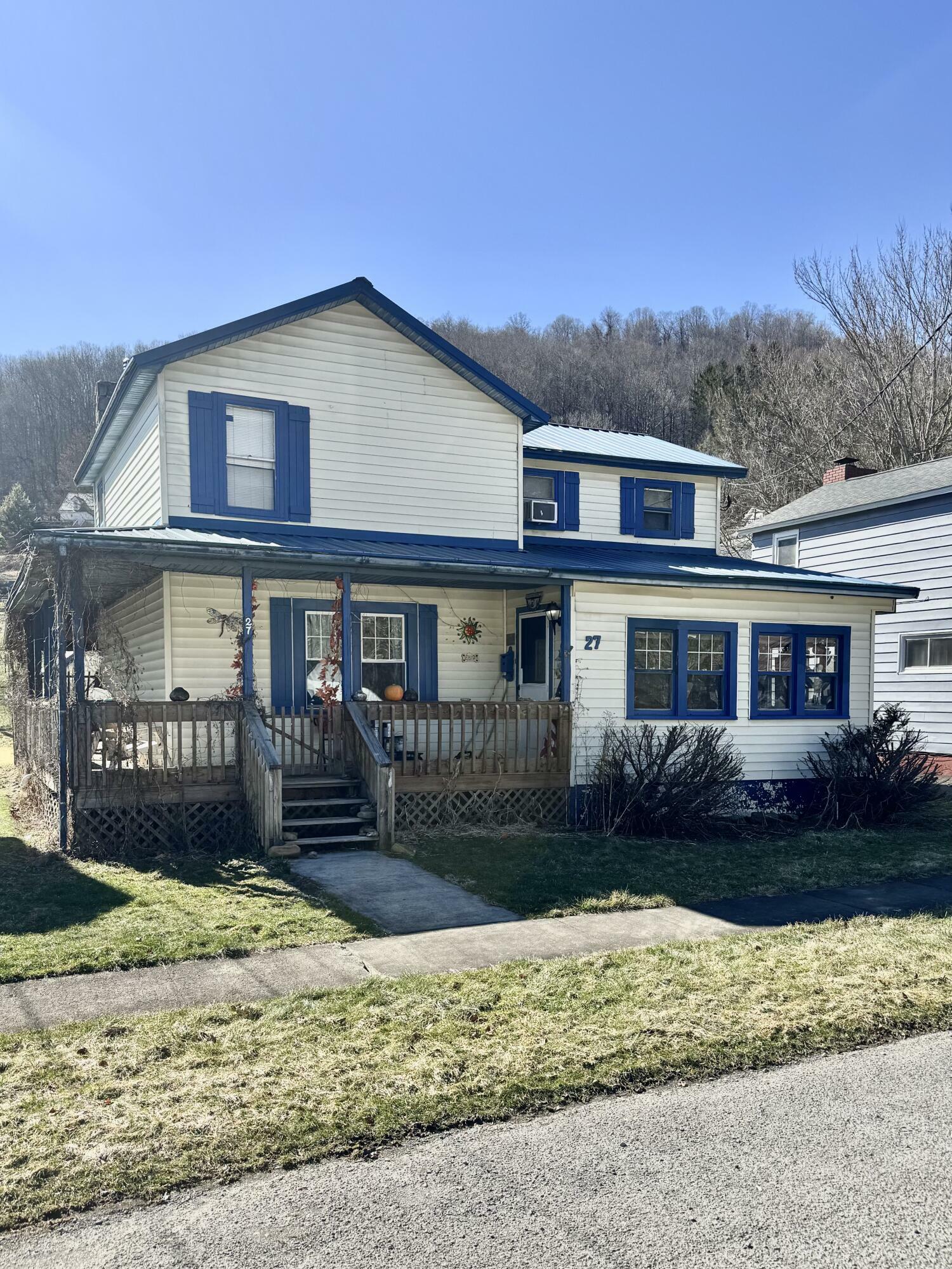 27 Cherry St  Richwood WV 26261 photo