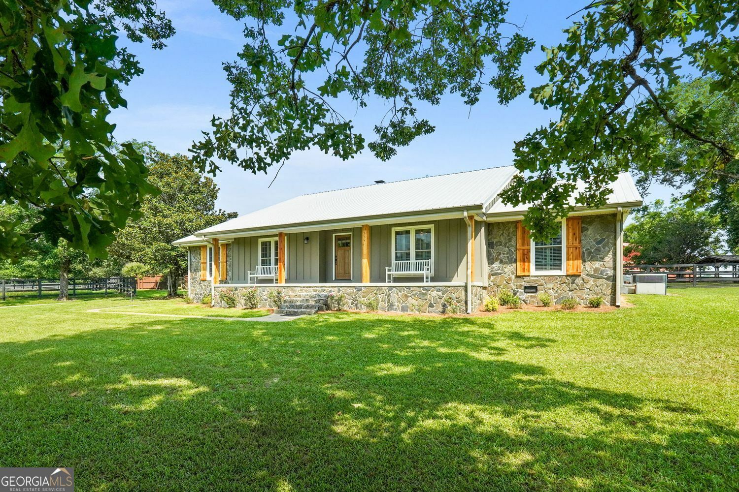 Property Photo: 8272 Old Zebulon Road GA 30258