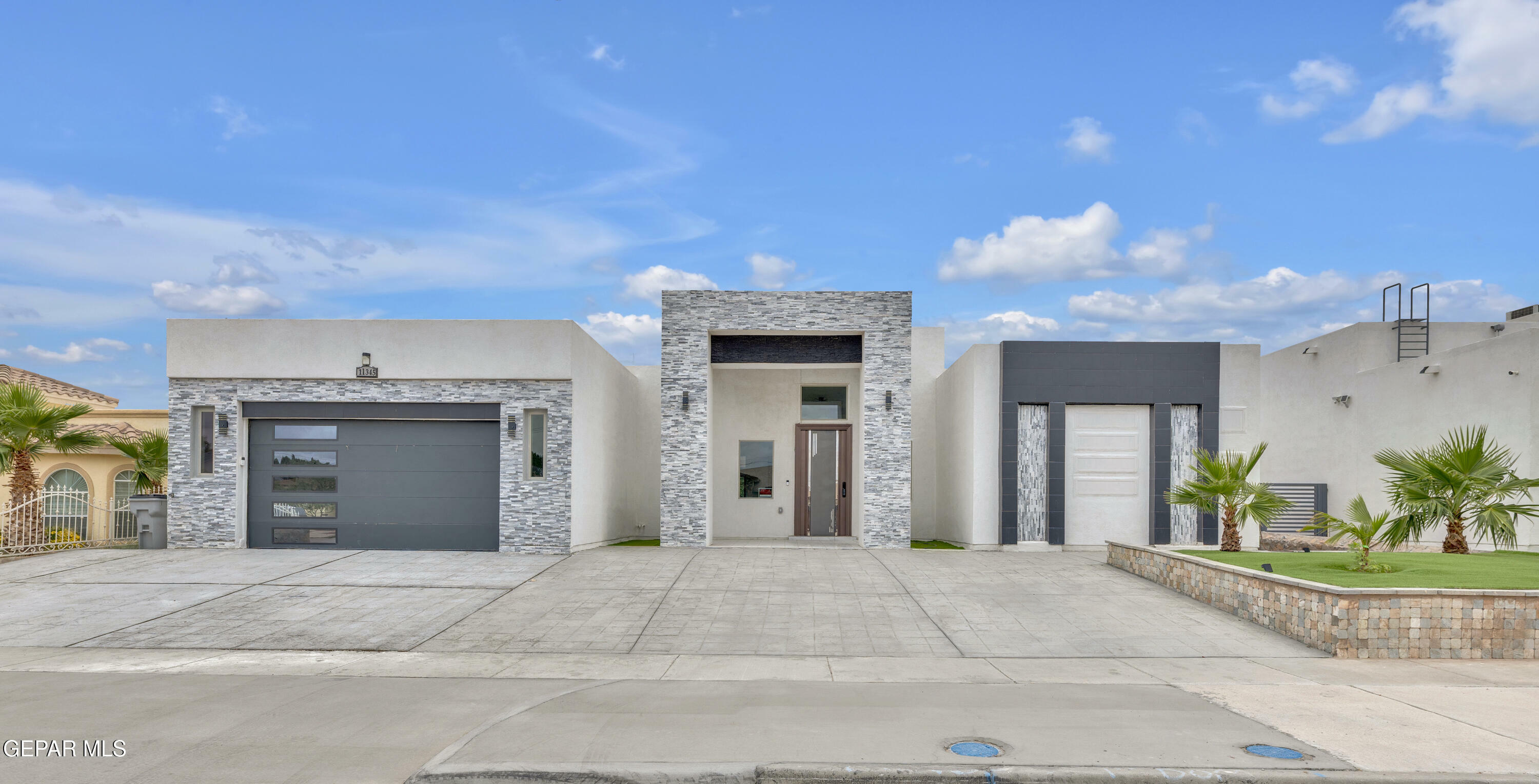 11345 Patricia Avenue  El Paso TX 79936 photo