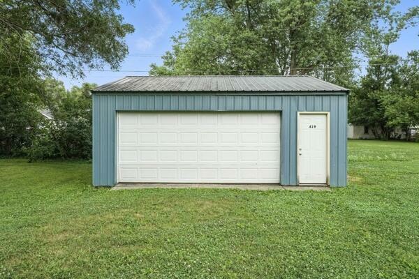 Property Photo: 419 Clay Street IN 47963