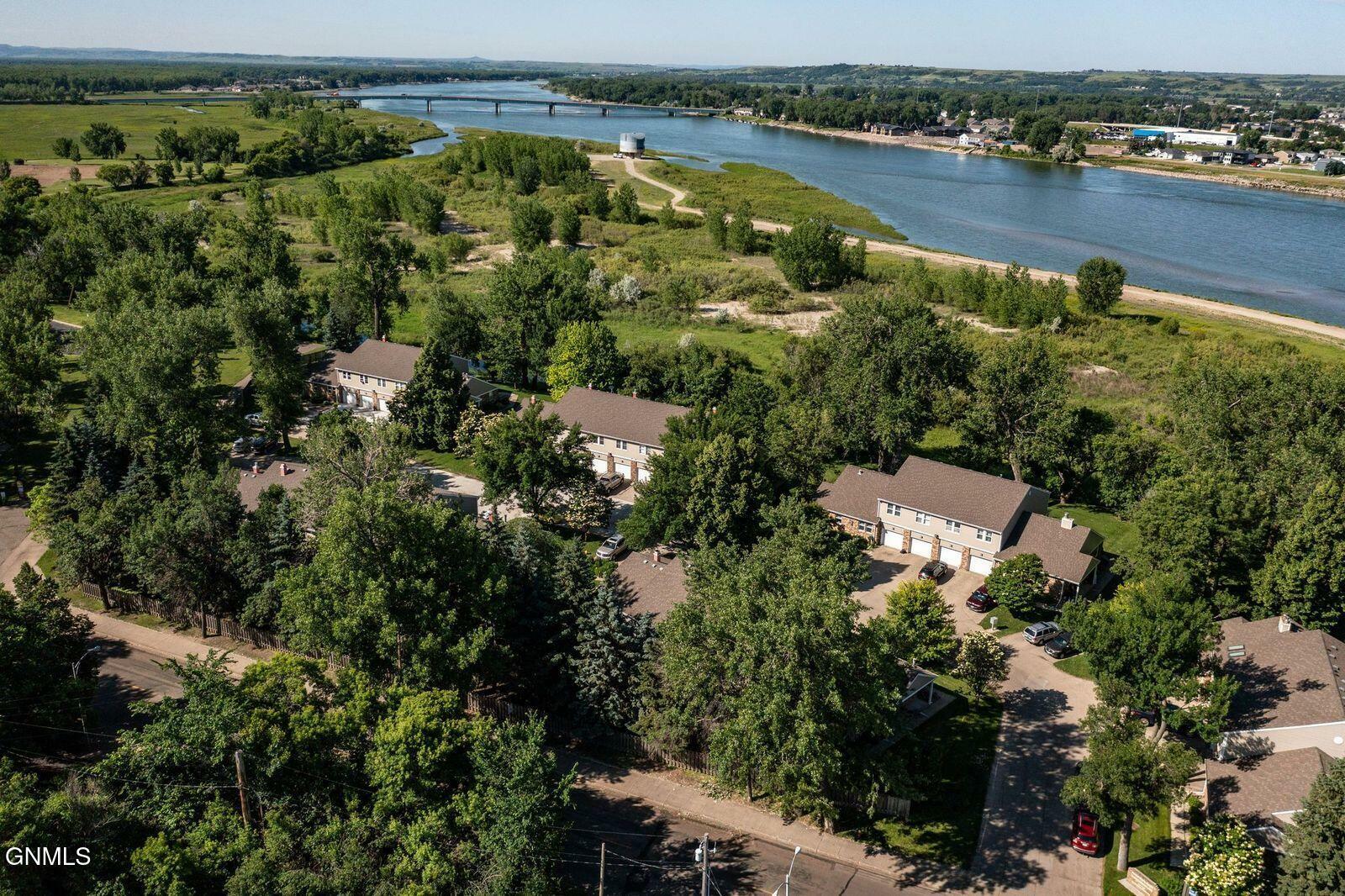 120 Riverside Park Road  Bismarck ND 58504 photo