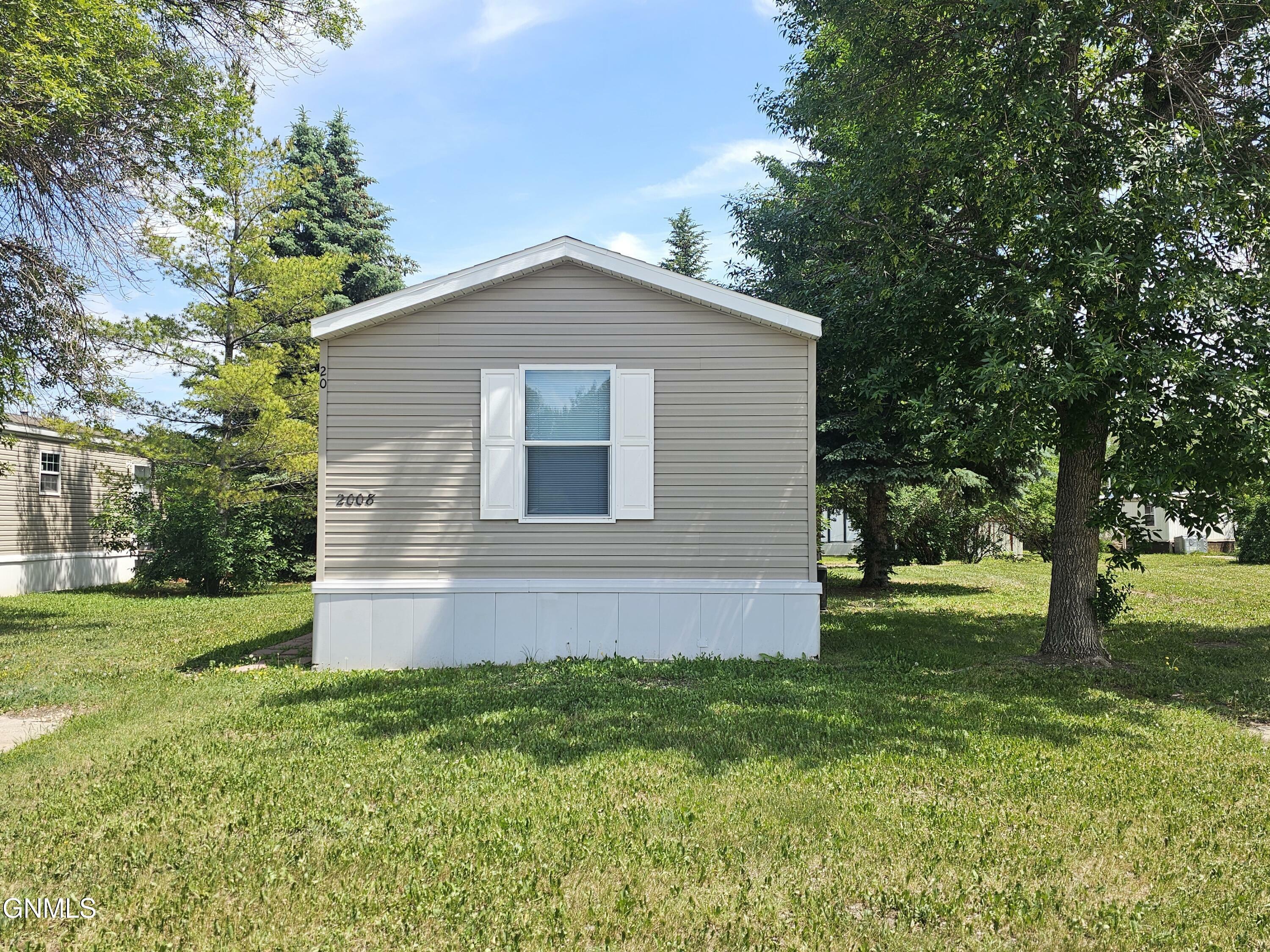 Property Photo: 2008 6th Avenue W ND 58801