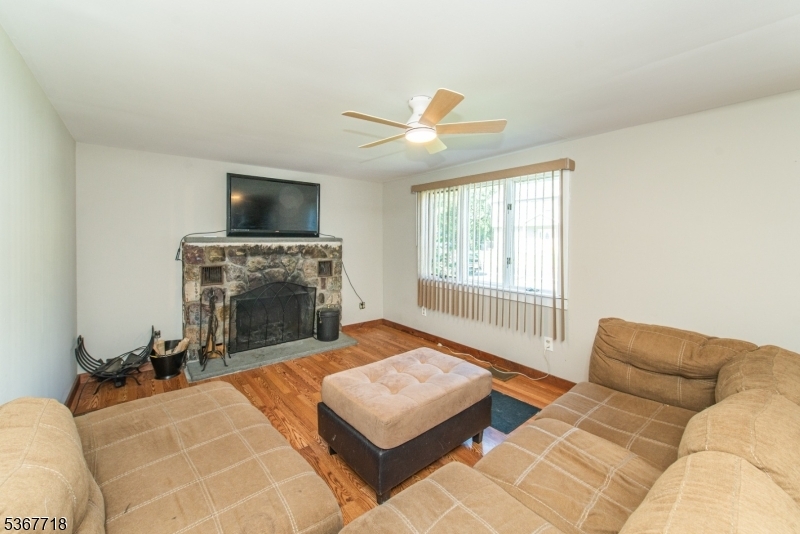 Property Photo: 520 Skyline Lake Dr NJ 07456