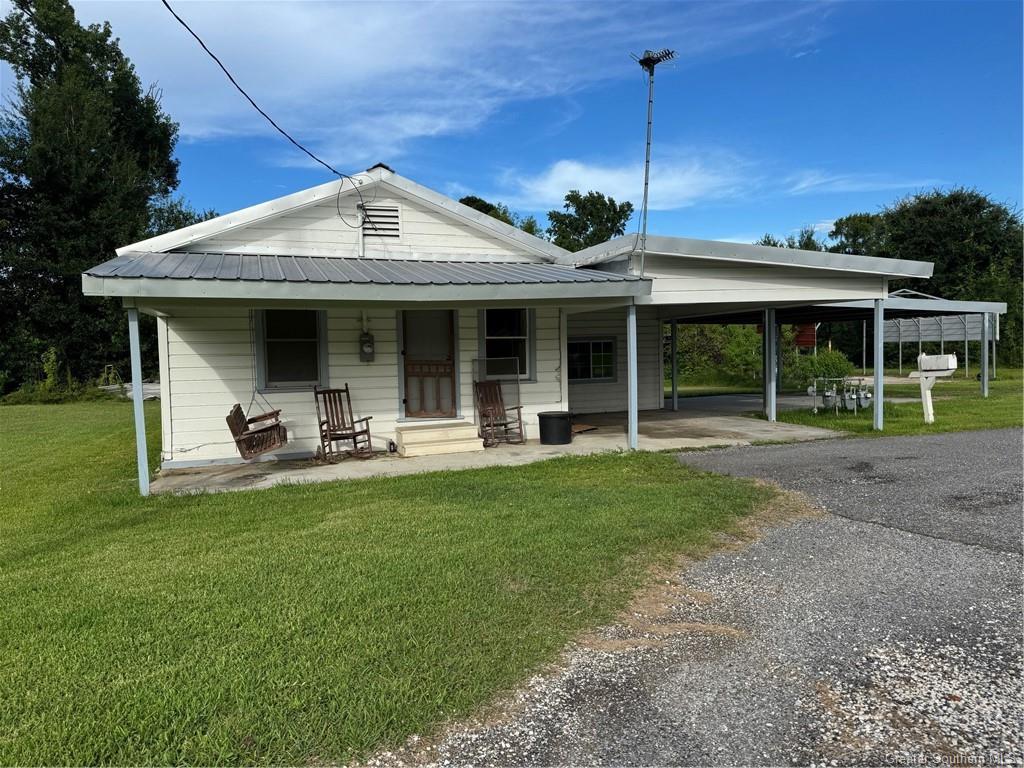 Property Photo: 442 Armistead Lane LA 70611