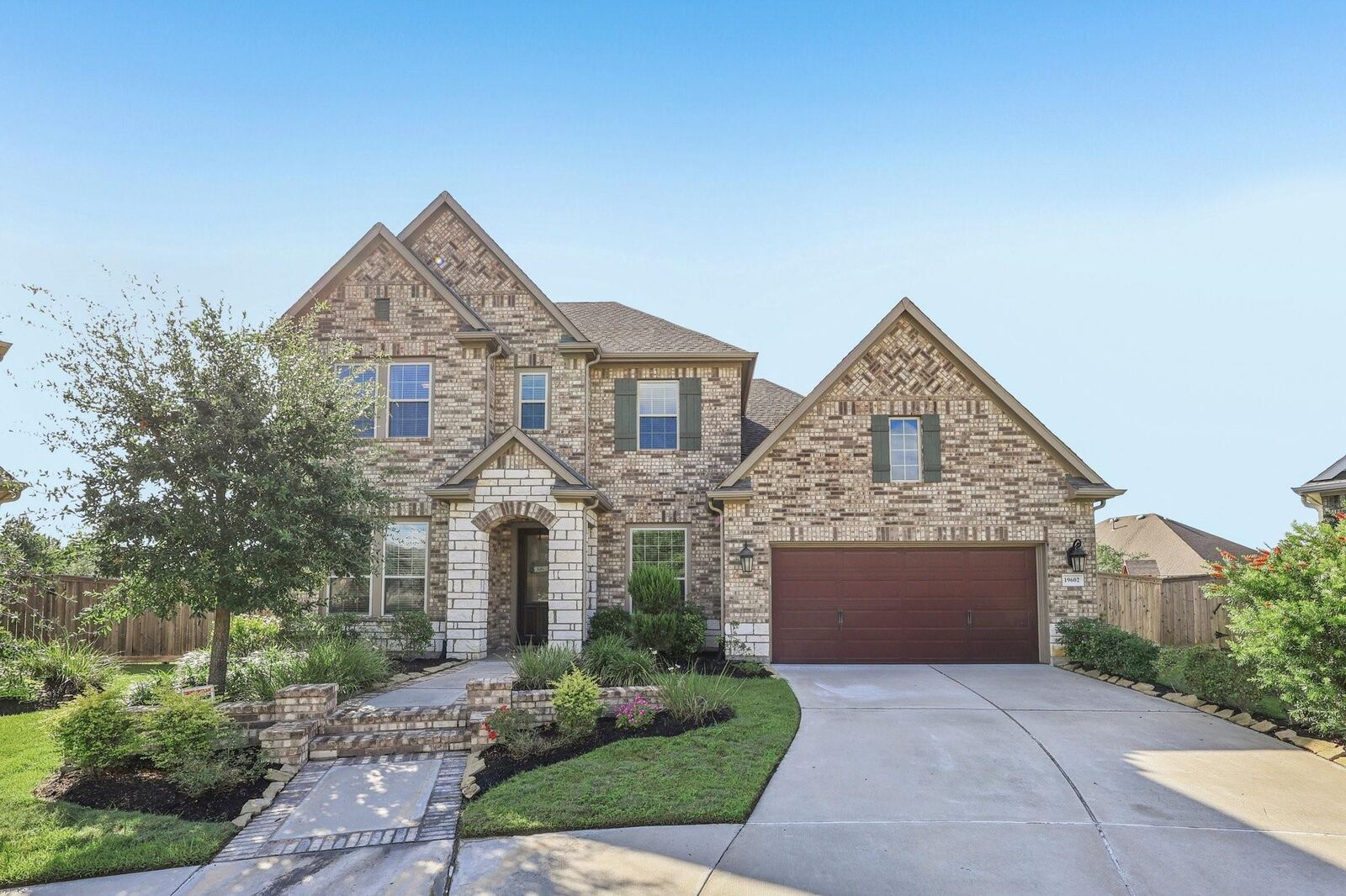 Property Photo: 19602 Raccoon Hollow Way TX 77433